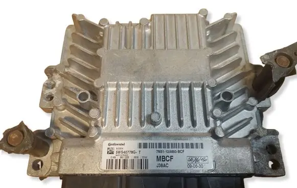 Ford Focus Engine control unit/module ECU 7M5112A650BCF 5WS40778GT SID206