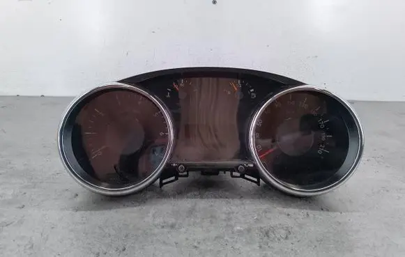 Peugeot 3008 I Speedometer (instrument cluster) 9666174880