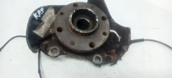 Fiat 500 Front wheel hub spindle knuckle