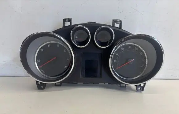 Opel Mokka Speedometer (instrument cluster) A2C83840800 95073463