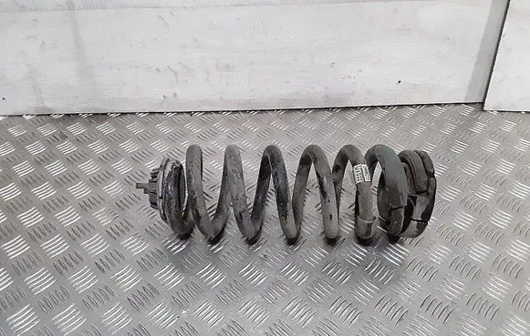 Jeep Grand Cherokee Rear coil spring 68029668AD