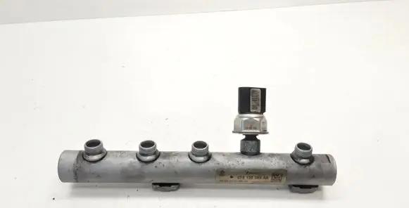 Audi A6 S6 C6 4F Fuel main line pipe 059130089AA 059130758E