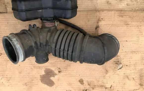 Mitsubishi Space Star Air intake hose/pipe MR481007