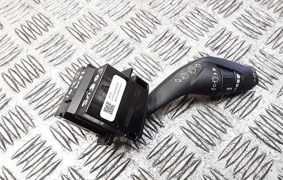 Ford Focus Wiper switch av6t17a553ad