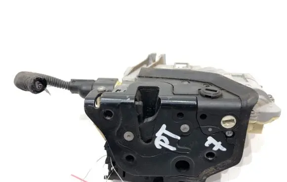 Audi Q7 4L Rear door lock 3C4839016A