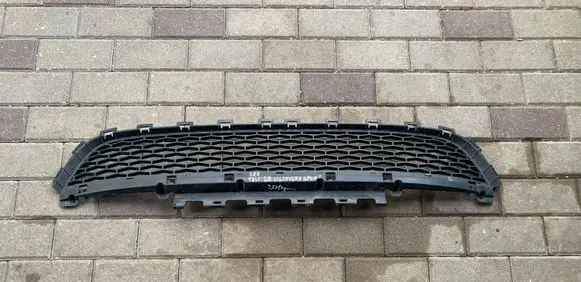 Land Rover Discovery Sport Front bumper lower grill FK7217K945A FK7217K945