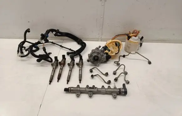BMW 5 G30 G31 G38 Fuel injection system set 8514154 0928400840 8514148