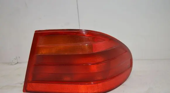 Mercedes-Benz E W210 Rear/tail lights A2108204464