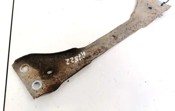 Skoda Octavia Mk2 (1Z) Engine mounting bracket