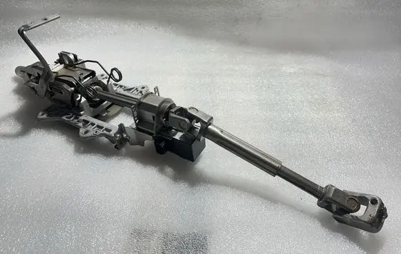 Volkswagen PASSAT B6 Steering wheel axle 3C1419501N 3C095861G