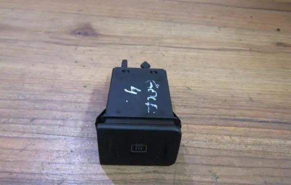 Volkswagen Golf IV Windscreen/window heater switch 1j0953235j 1j0953235h