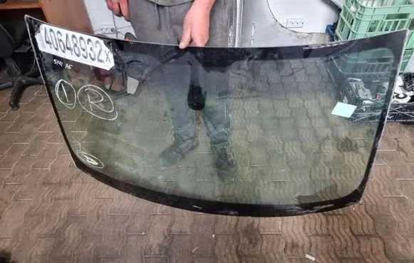 Audi A5 8T 8F Front windscreen/windshield window 43R000517