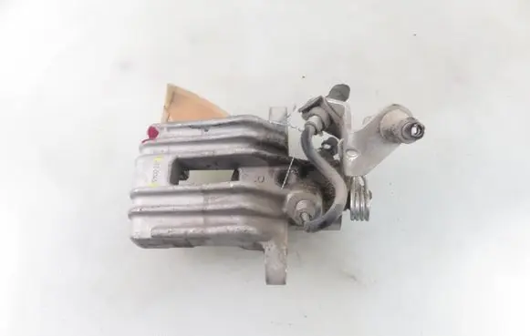 Volkswagen Golf V Rear brake caliper 820045