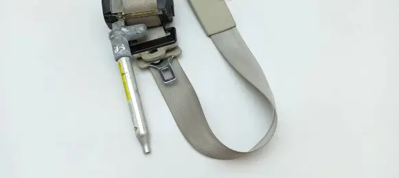 Jaguar XJ X308 Front seatbelt HNF7011AA 33014315 60382