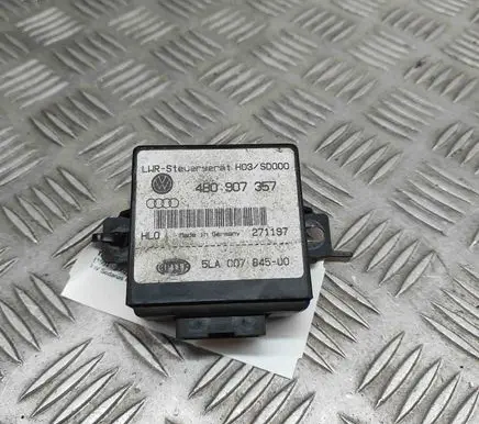 Audi A8 S8 D2 4D Light module LCM 4B0907357