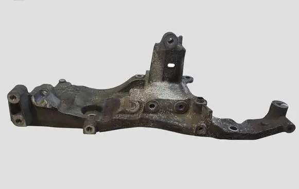 Citroen C5 Generator/alternator bracket 9804333180