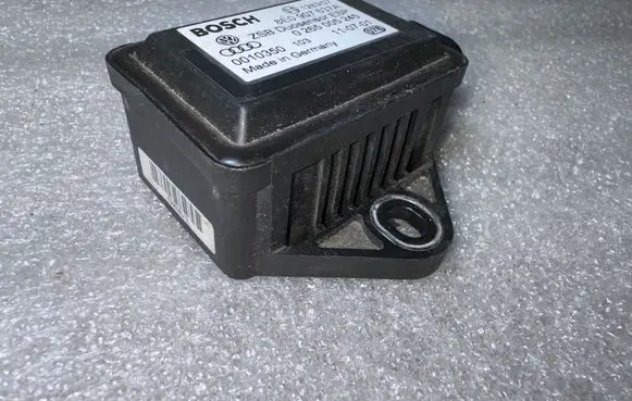 Audi A4 S4 B6 8E 8H ESP acceleration yaw rate sensor 8E0907637A