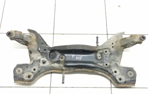Volkswagen Cross Polo Front subframe