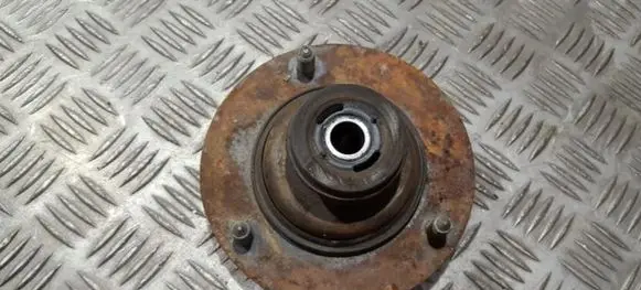 Land Rover Freelander Coil spring mount 