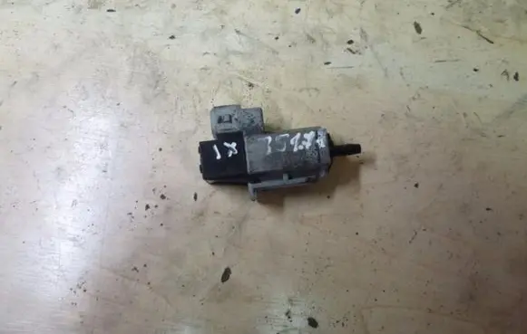 Hyundai ix35 Turbo solenoid valve 351202A400 VD2744