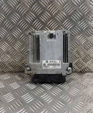 Volkswagen Touareg II Engine control unit/module 7P0907311C