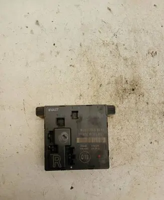 Mercedes-Benz E W211 Door control unit/module 2118201626 356806