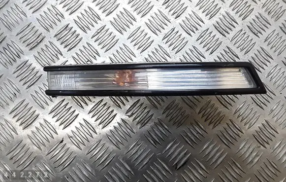 Volkswagen PASSAT B6 Front indicator light 3C0807718C