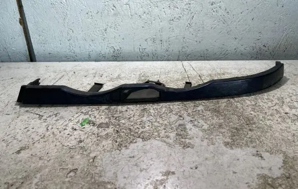 BMW 3 E46 Under headlight/headlamp trim 8227644