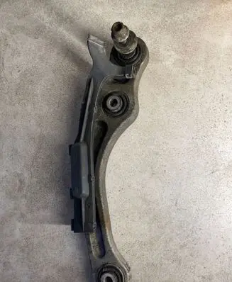 Volkswagen Phaeton Rear control arm 4E0505361