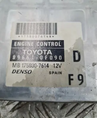 Toyota Corolla Verso AR10 Engine control unit/module ECU 896610F090
