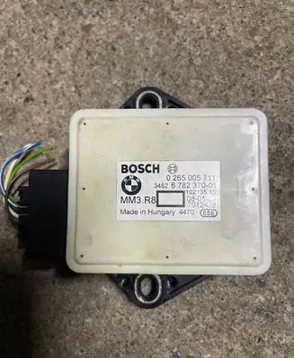 BMW 5 E60 E61 ESP acceleration yaw rate sensor 0265005711 10213510