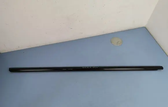 BMW X6 F16 Front door glass trim molding 51337329955 51337329956