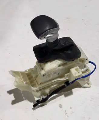 KIA Xceed Gear selector/shifter in gearbox 46700-M6210KB