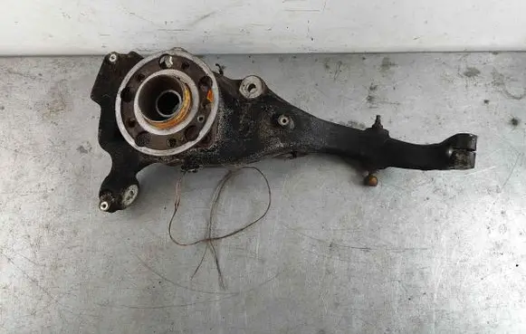 Mercedes-Benz S W222 Front wheel hub spindle knuckle A2223322201