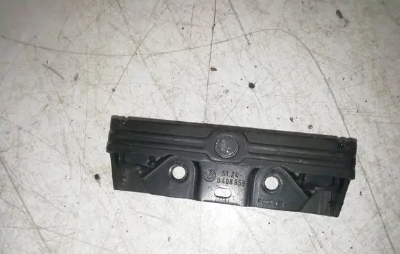 Land Rover Range Rover Sport L320 Rear door lock loop/hook striker 8408859 060320