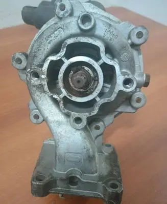 Ford Mondeo Mk III Water pump vkpa84621
