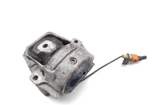 Audi A4 S4 B8 8K Engine mount bracket 8R0199381