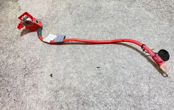 BMW 1 F20 F21 Positive cable (battery) 10304410 ENC261 9253111