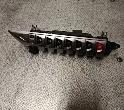 Peugeot 3008 II Climate control unit 98249156DX 28581375 FF68B05D