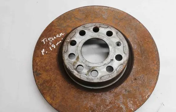 Volkswagen Tiguan Front brake disc
