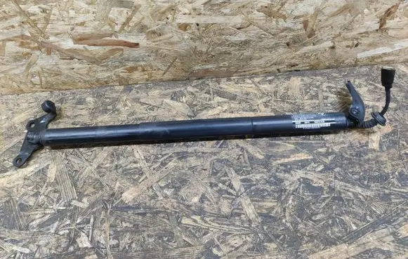 BMW 2 F46 Tailgate/trunk strut/damper 7365979