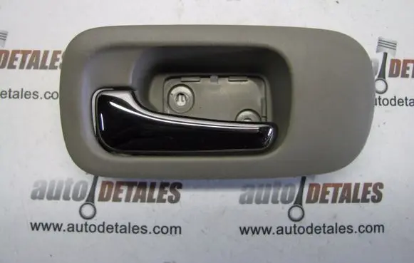 Honda CR-V Front door interior handle S9AFRL