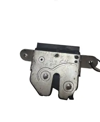 Opel Astra H Tailgate/trunk/boot lock/catch/latch 55701971