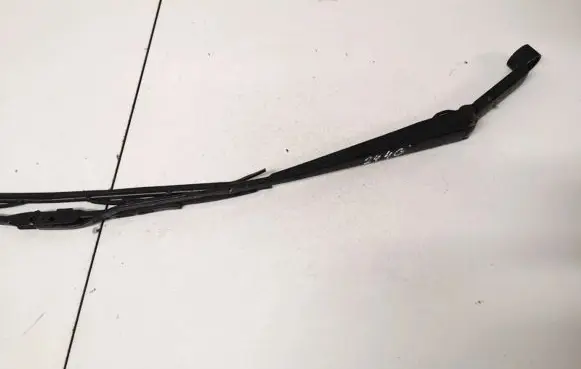 Ford Focus Front wiper blade arm
