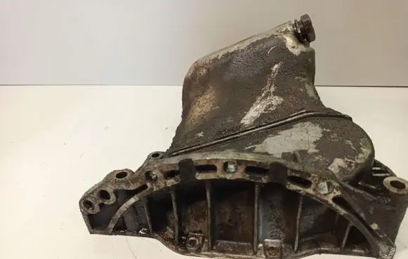 Volkswagen PASSAT B5 Oil sump 058103603