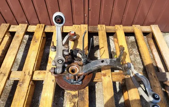 Audi A6 S6 C5 4B Front wheel hub spindle knuckle 8D0407257AB