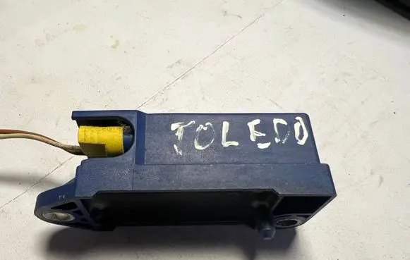 Seat Toledo II (1M) Airbag deployment crash/impact sensor 1J0909606E