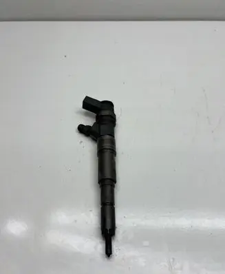 BMW 3 E90 E91 Fuel injector 0445110216