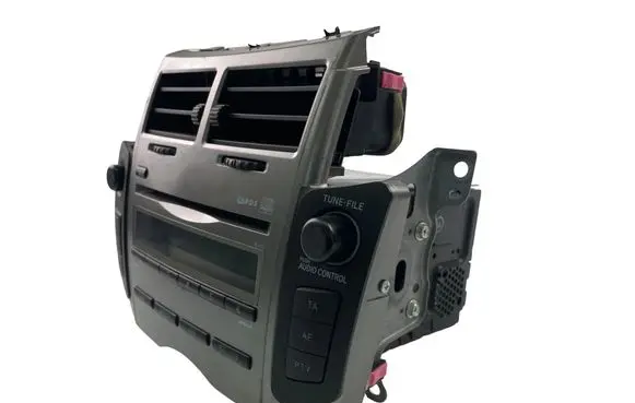 Toyota Yaris Radio/CD/DVD/GPS head unit 861200D490