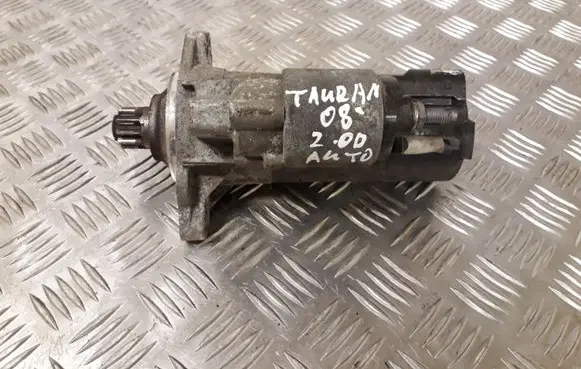 Volkswagen Touran I Starter motor 02E911023H 0001123016